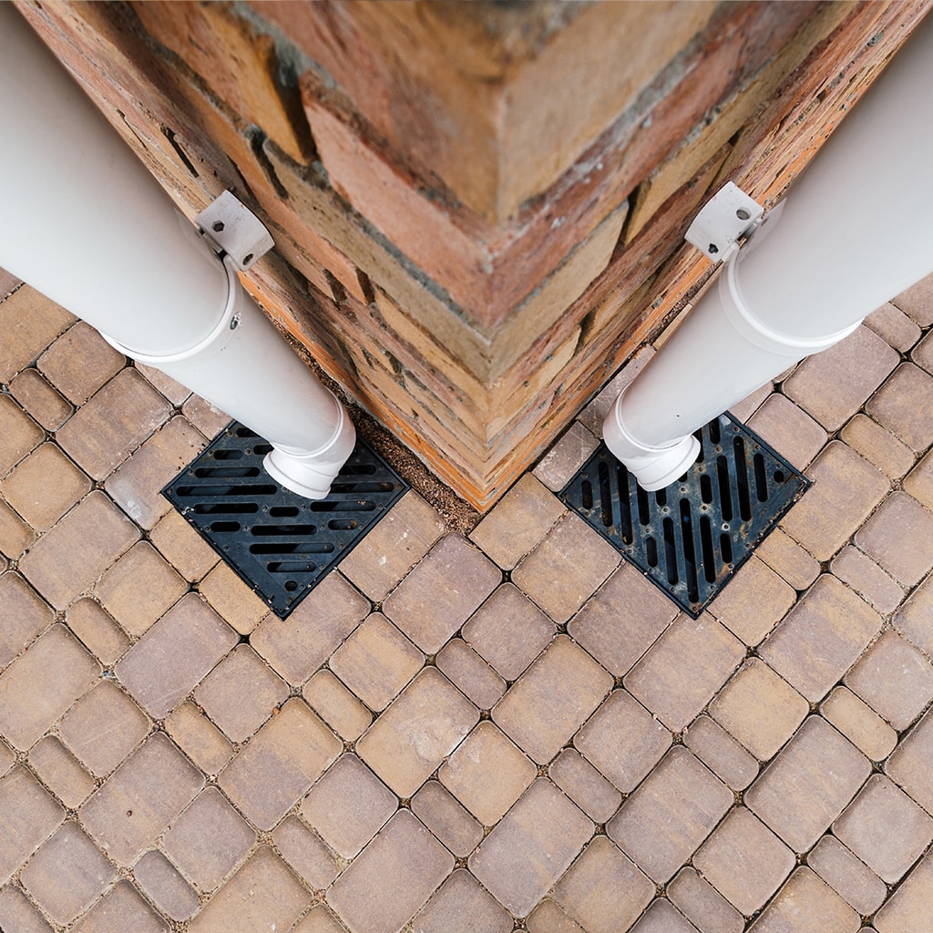 downpipes falling to gully